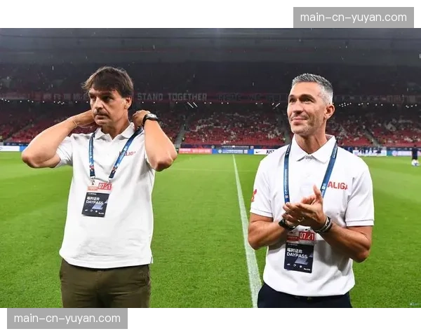 官方：阿拉维斯与主帅路易斯-加西亚续约两年